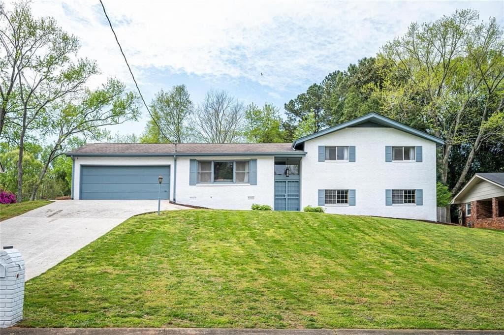 2907 Hillbrook Way, Decatur, GA 30033 — most recent listing photo