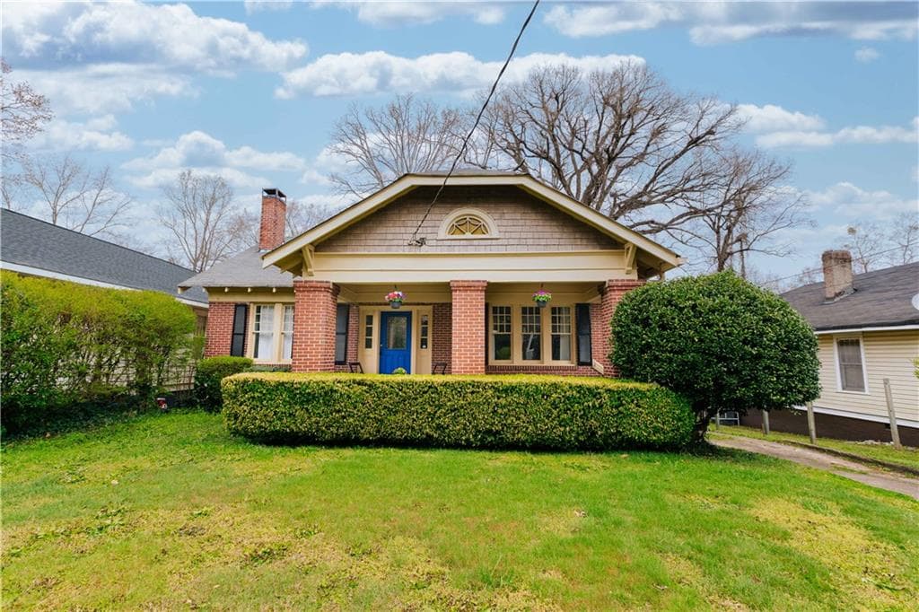 3 bedroom, 2 bathroom, 1,830 sq ft single family residence sold at 957 Burns Drive, Atlanta, GA 30310