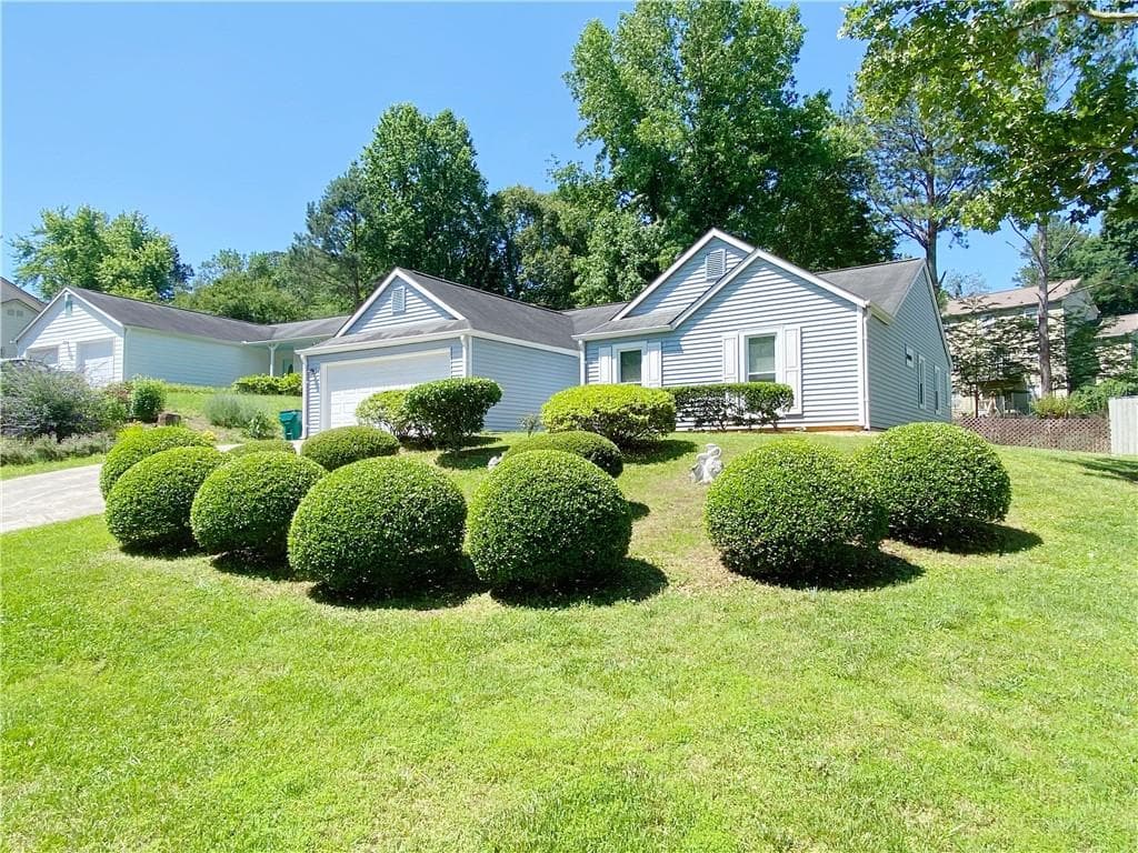 3 bedroom, 2 bathroom, 1,684 sq ft single family residence sold at 4060 Brooks Bridge Crossing, Johns Creek, GA 30022
