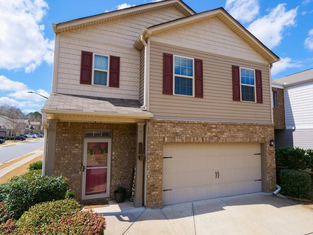 527 Altama Way, Acworth, GA 30102 — most recent listing photo