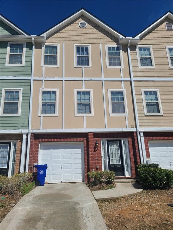 6384 Redan Sq., Lithonia, GA 30054 — most recent listing photo