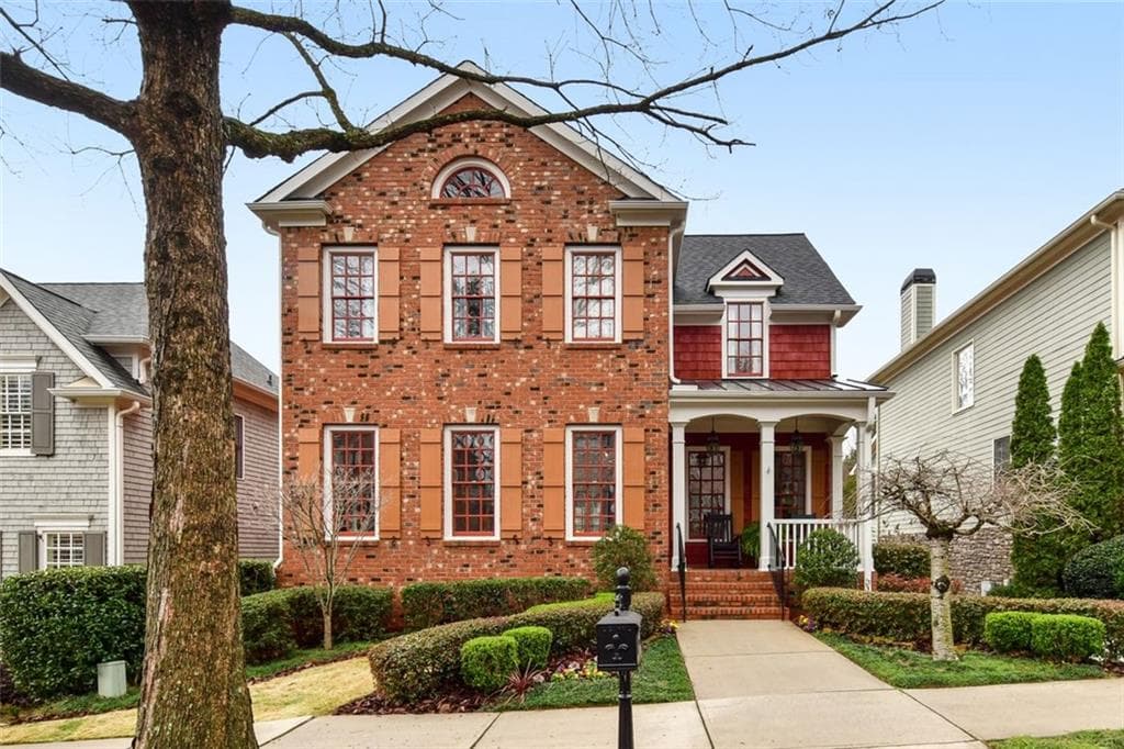 4 bedroom, 4 bathroom, 3,155 sq ft single family residence sold at 959 MANOR PARC Drive, Decatur, GA 30033
