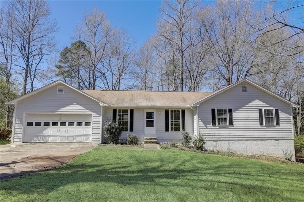 135 Stagecoach Trail, Stockbridge, GA 30281 — most recent listing photo