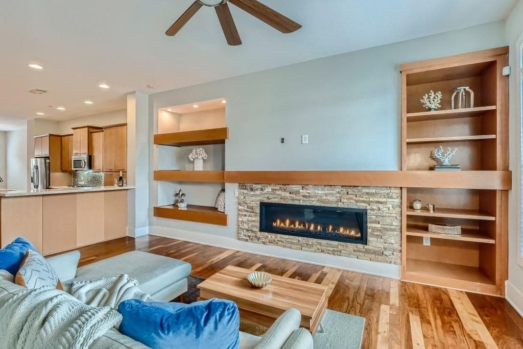 305 Alderwood Lane, Sandy Springs, GA 30328 — most recent listing photo