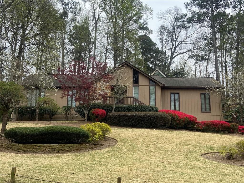1482 Huntingford Drive, Marietta, GA 30068 — most recent listing photo