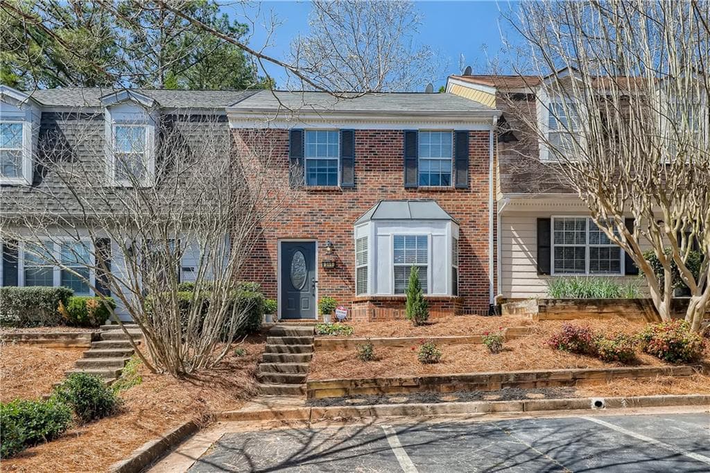 215 Quail Run, Roswell, GA 30076 — most recent listing photo