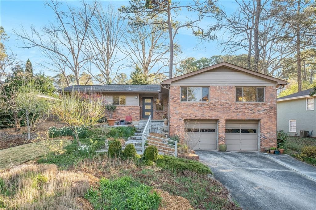 636 Densley Drive, Decatur, GA 30033 — most recent listing photo