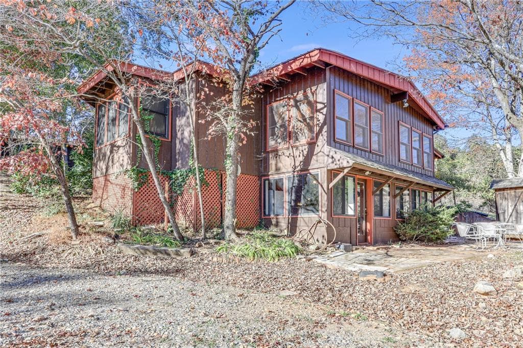 9275 Long Hollow Road, Gainesville, GA 30506 — most recent listing photo