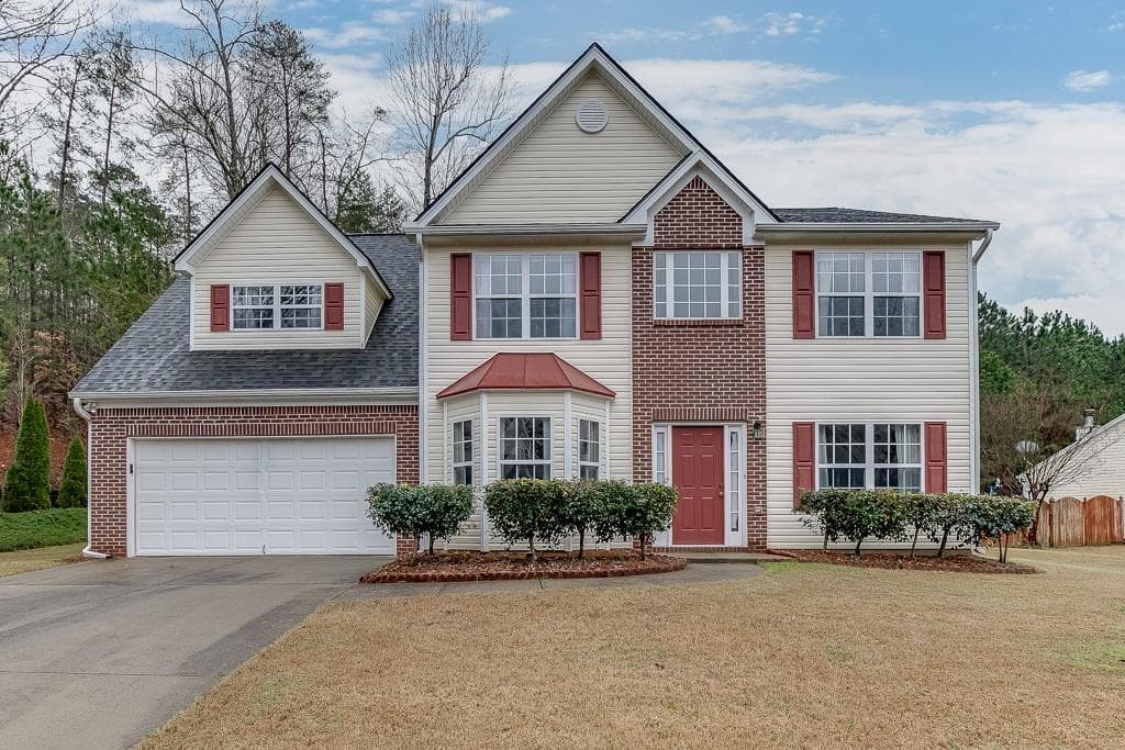 4 bedroom, 3 bathroom, 2,906 sq ft single family residence sold at 5551 Skylar Creek Lane, Buford, GA 30518