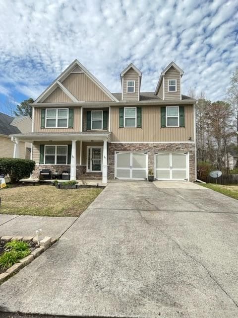 5 bedroom, 4 bathroom, 3,732 sq ft single family residence sold at 614 Hemlock Court, Villa Rica, GA 30180