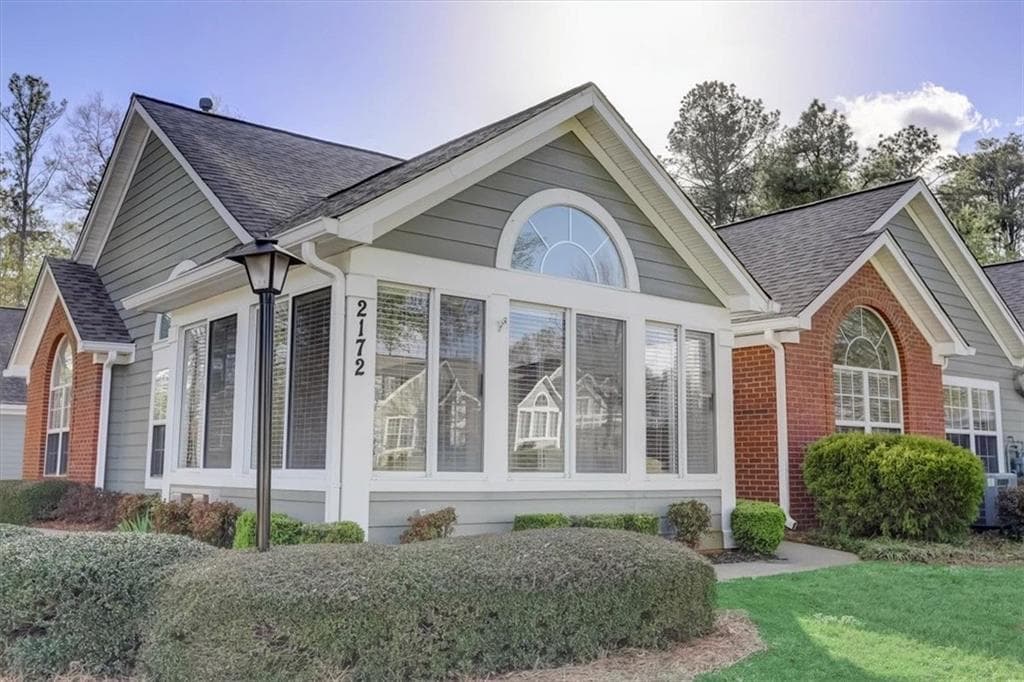 2172 Carefree Circle 8, Marietta, GA 30062 — most recent listing photo