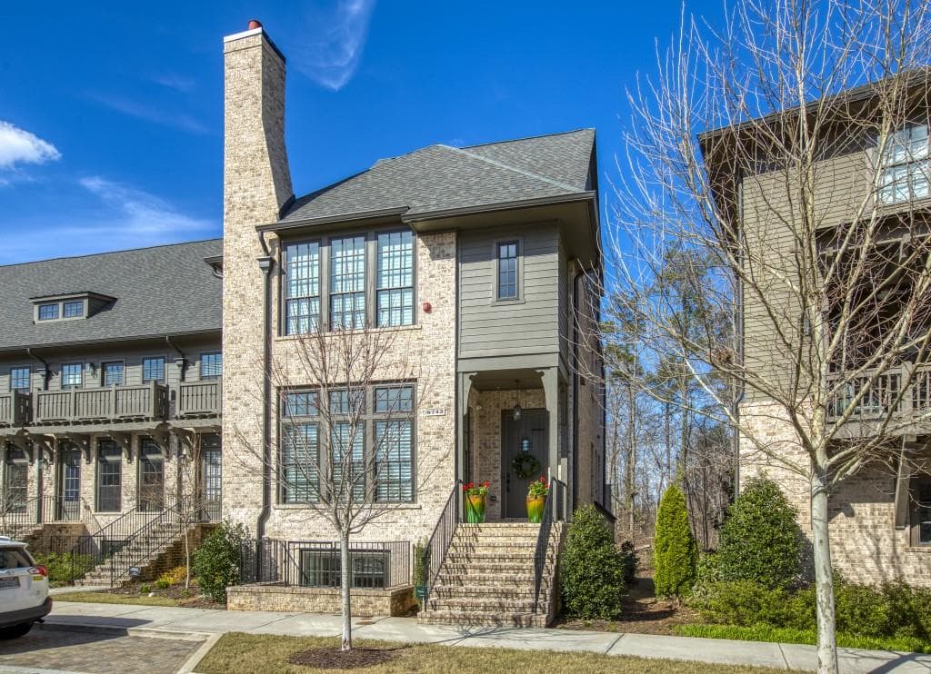 6743 Cadence Boulevard, Sandy Springs, GA 30328 — most recent listing photo