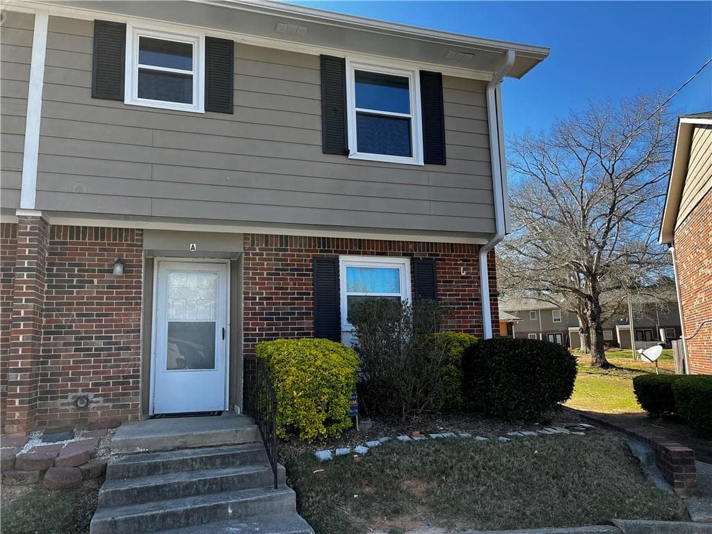 2090 Kings Gate Circle 7-A, Snellville, GA 30078 — most recent listing photo