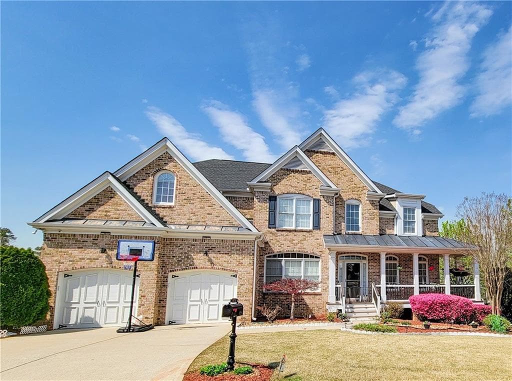 570 Oxford Close, Johns Creek, GA 30005 — most recent listing photo
