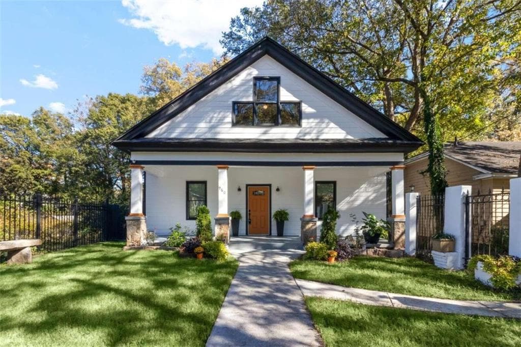 4 bedroom, 5 bathroom, 3,156 sq ft single family residence sold at 960 Allene Avenue, Atlanta, GA 30310