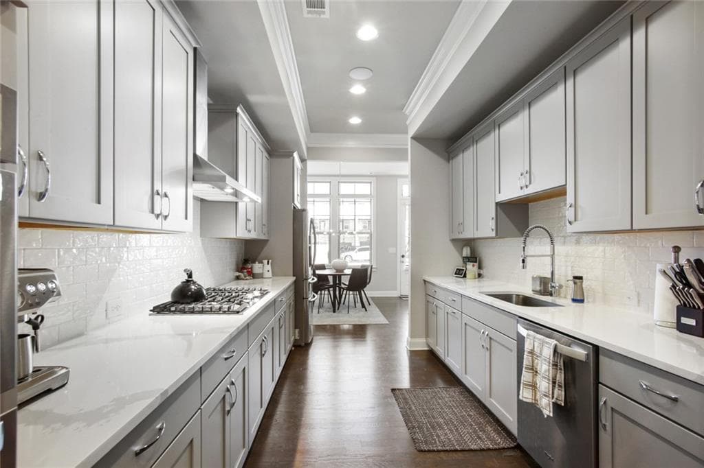 2 bedroom, 3 bathroom, 1,746 sq ft townhouse sold at 3700 Allegretto Circle, Atlanta, GA 30339