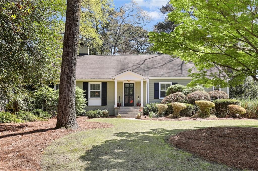 3 bedroom, 2 bathroom, 1,561 sq ft single family residence sold at 2993 Dale Drive, Atlanta, GA 30305
