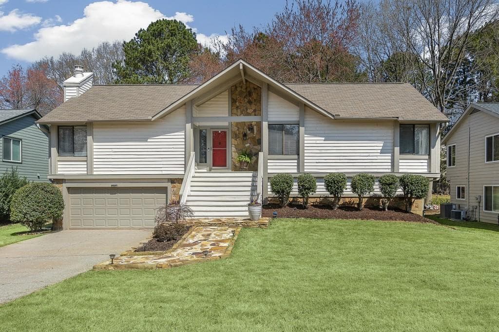 1208 Fairfield Drive, Marietta, GA 30068 — most recent listing photo
