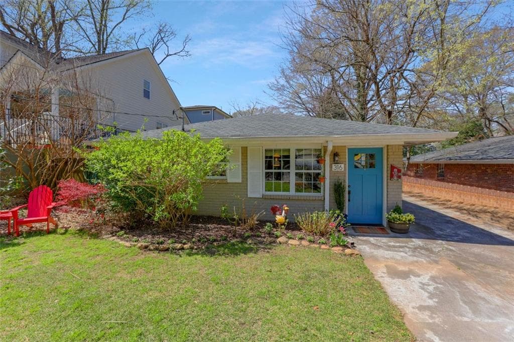 2 bedroom, 2 bathroom, 1,040 sq ft single family residence sold at 316 Nelms Avenue, Atlanta, GA 30307
