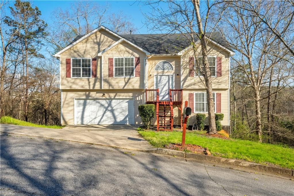 3601 Broken Arrow Court, Douglasville, GA 30135 — most recent listing photo