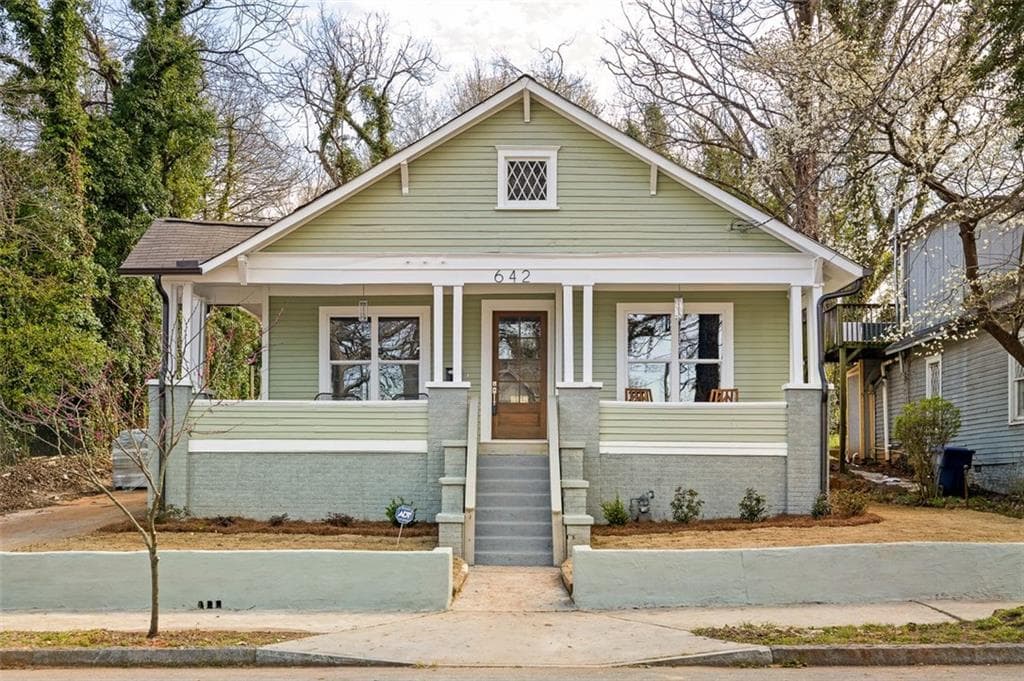 3 bedroom, 2 bathroom, 1,500 sq ft single family residence sold at 642 ERIN Avenue, Atlanta, GA 30310