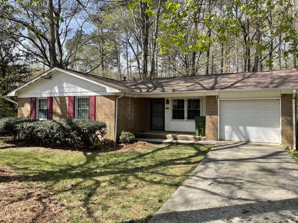 3 bedroom, 2 bathroom, 1,133 sq ft single family residence sold at 3253 Donnebrook Lane, Atlanta, GA 30354