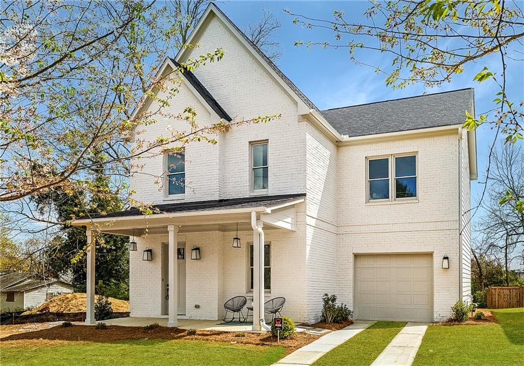4 bedroom, 3 bathroom, 2,000 sq ft single family residence sold at 565 Federal Terrace, Atlanta, GA 30315
