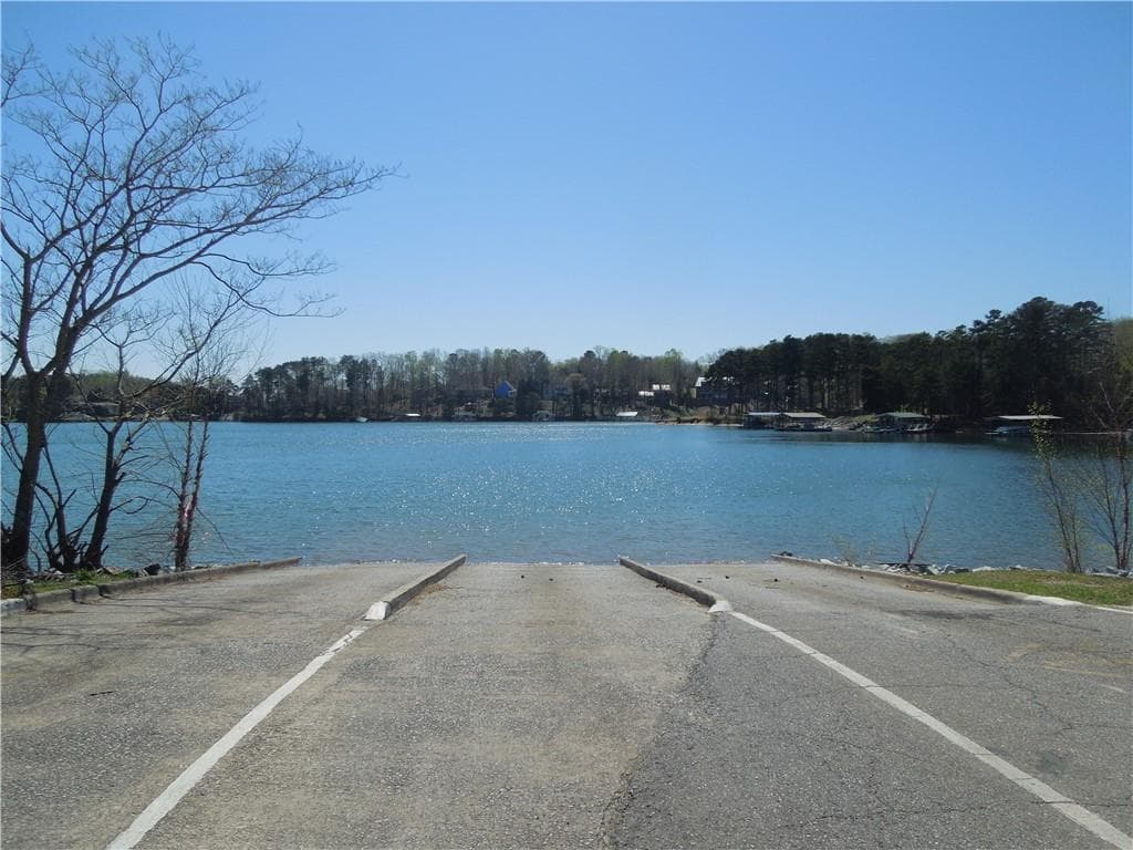 3 bedroom, 2 bathroom, 1,604 sq ft single family residence sold at 4735 Fowler Trail, Cumming, GA 30041