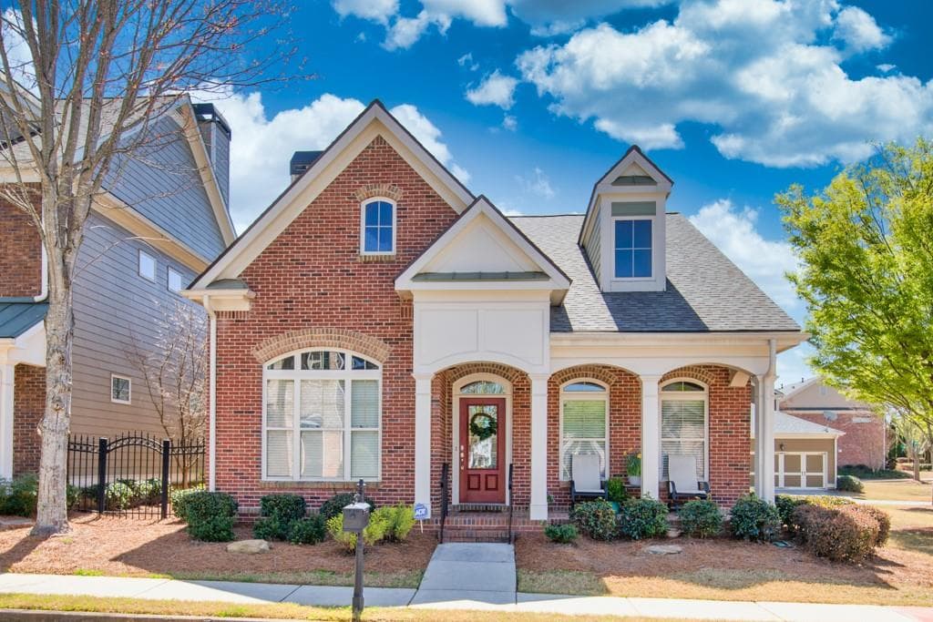 425 Causeway Court, Suwanee, GA 30024 — most recent listing photo