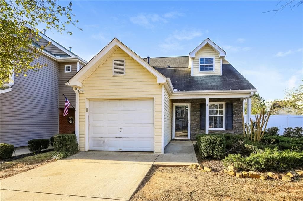 3 bedroom, 3 bathroom, 1,344 sq ft single family residence sold at 5480 Mountain Top Place, Cumming, GA 30041