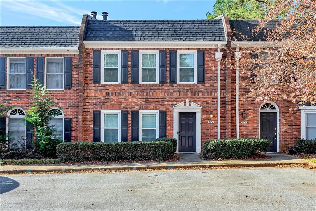 7004 Saint Charles Square, Roswell, GA 30075 — most recent listing photo