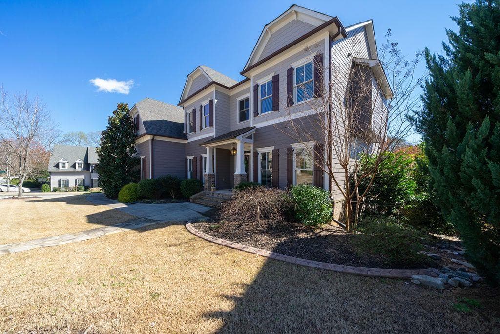 4250 Parkside Court, Smyrna, GA 30082 — most recent listing photo