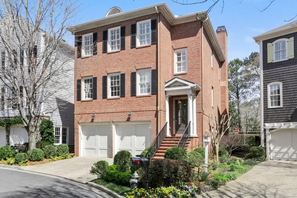 4 bedroom, 4 bathroom, 4,043 sq ft single family residence sold at 758 Springlake Lane, Atlanta, GA 30318