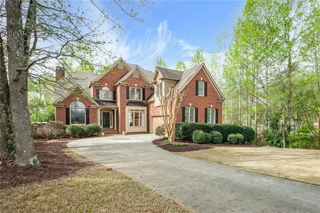 955 Wilde Run Court, Roswell, GA 30075 — most recent listing photo