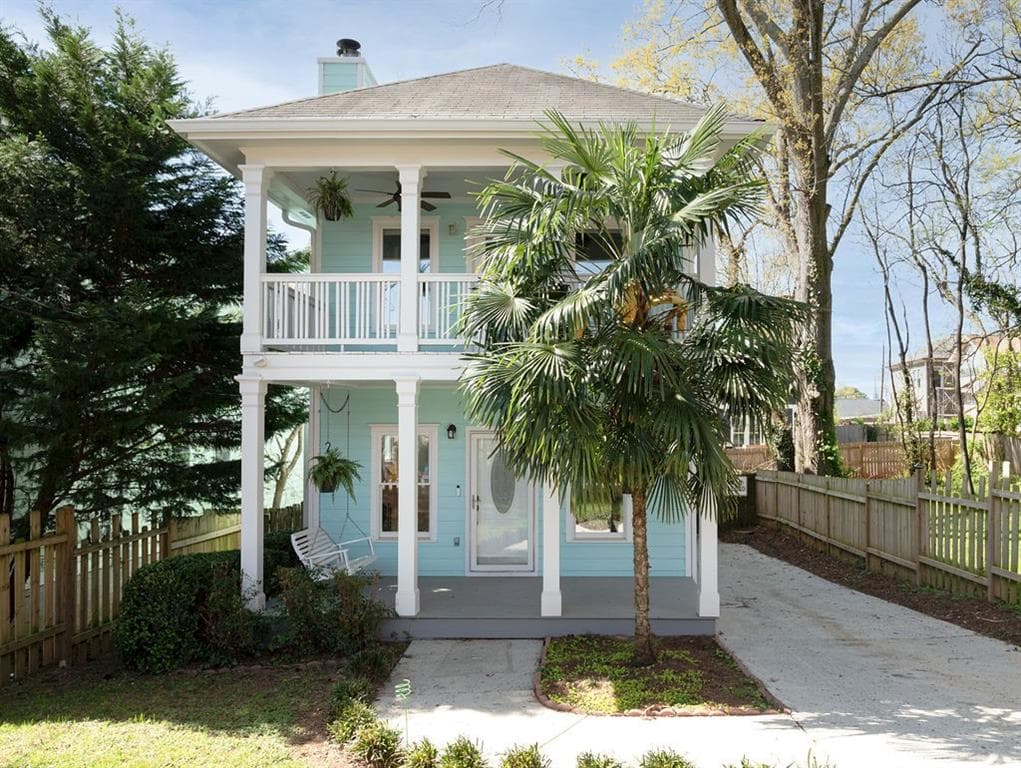3 bedroom, 3 bathroom, 1,811 sq ft single family residence sold at 163 Farrington Avenue, Atlanta, GA 30315