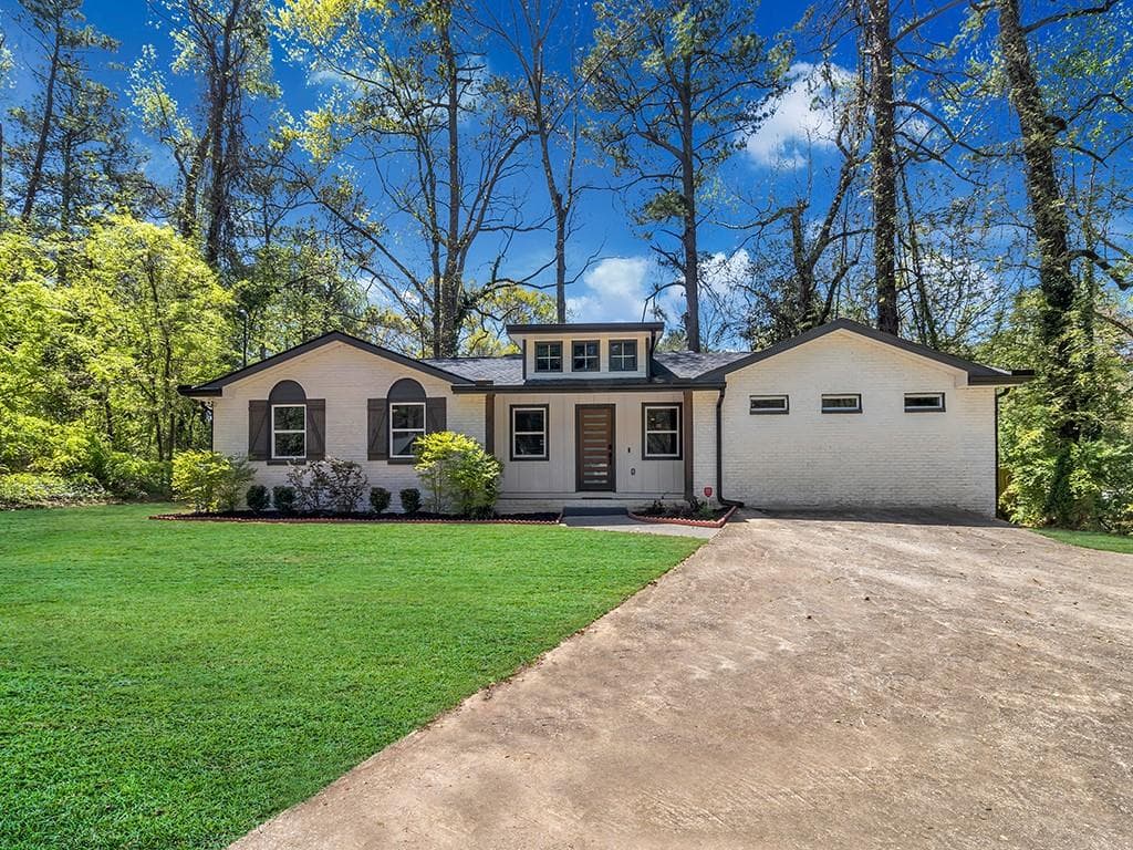 3 bedroom, 3 bathroom, 1,798 sq ft single family residence sold at 1143 Westmont Road, Atlanta, GA 30311