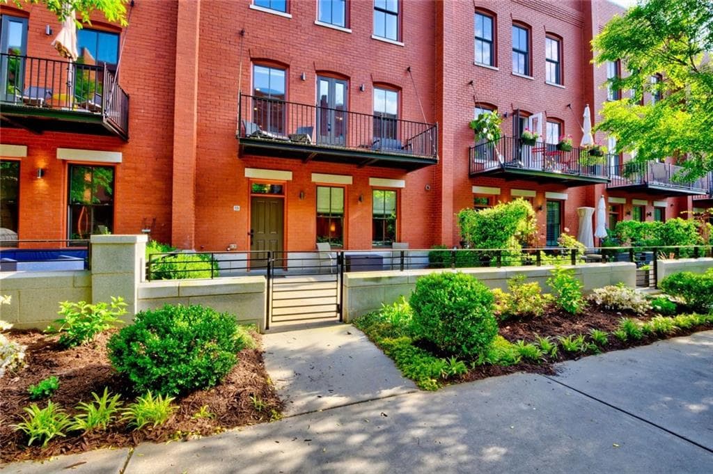 432 E Howard Avenue 13, Decatur, GA 30030 — most recent listing photo