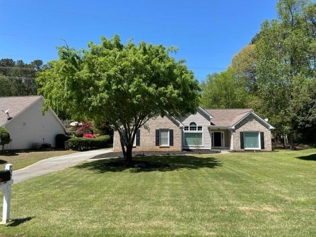 727 Eight Point Court, Suwanee, GA 30024 — most recent listing photo