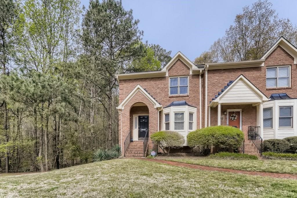 2530 Holcomb Springs Drive, Alpharetta, GA 30022 — most recent listing photo