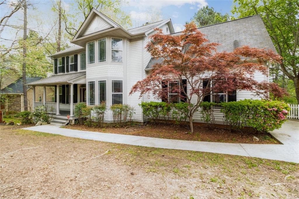5 bedroom, 6 bathroom, 3,626 sq ft single family residence sold at 3687 Grahamridge Court, Snellville, GA 30039