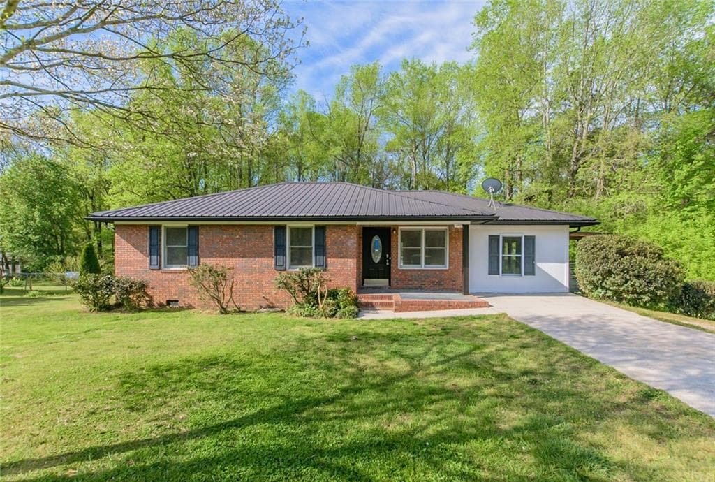 126 Ashwood Way, Winder, GA 30680 — most recent listing photo