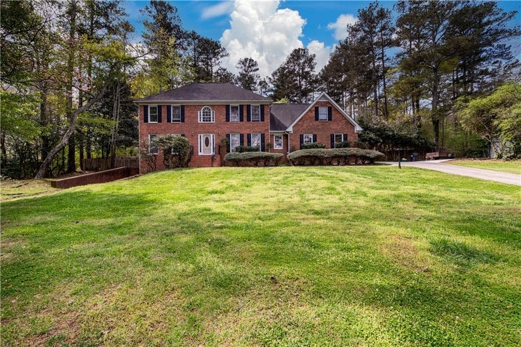 2763 Cliffview Drive, Lilburn, GA 30047 — most recent listing photo