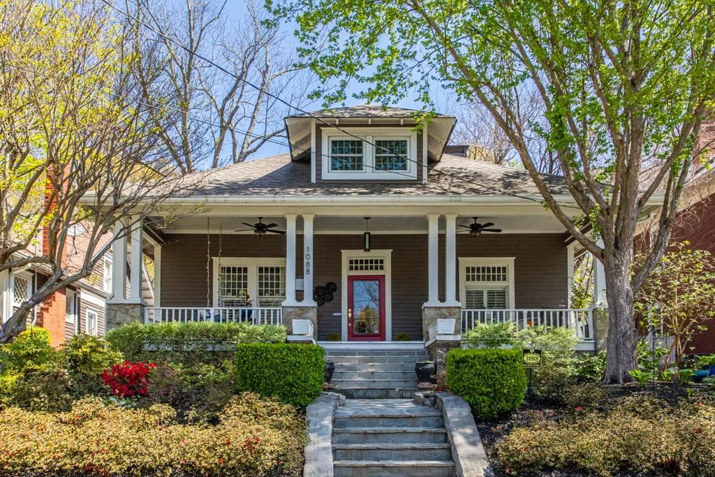 4 bedroom, 3 bathroom, 3,146 sq ft single family residence sold at 1088 Colquitt Avenue, Atlanta, GA 30307