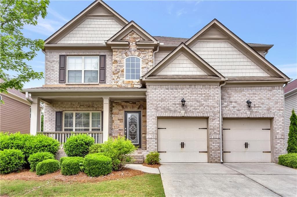 4 bedroom, 3 bathroom single family residence sold at 935 Walters Circle, Alpharetta, GA 30005