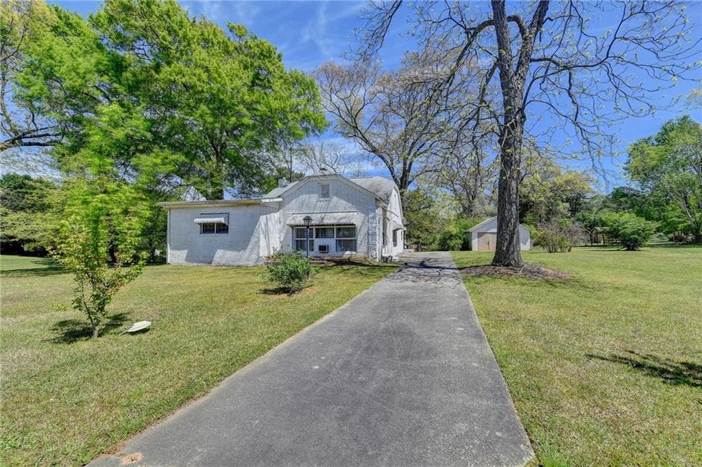 1059 Rays Road, Stone Mountain, GA 30083 — most recent listing photo