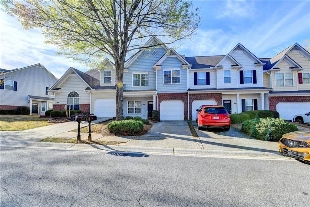 2331 Suwanee Pointe Drive, Lawrenceville, GA 30043 — most recent listing photo