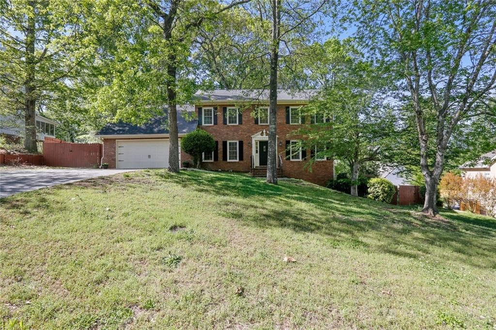 3 bedroom, 3 bathroom, 2,207 sq ft single family residence sold at 445 Brackin Trace, Grayson, GA 30017