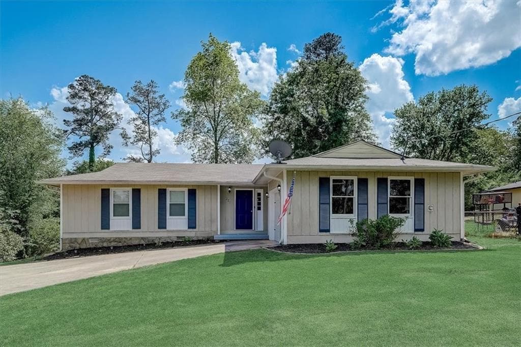 221 Caboose Lane, Woodstock, GA 30189 — most recent listing photo