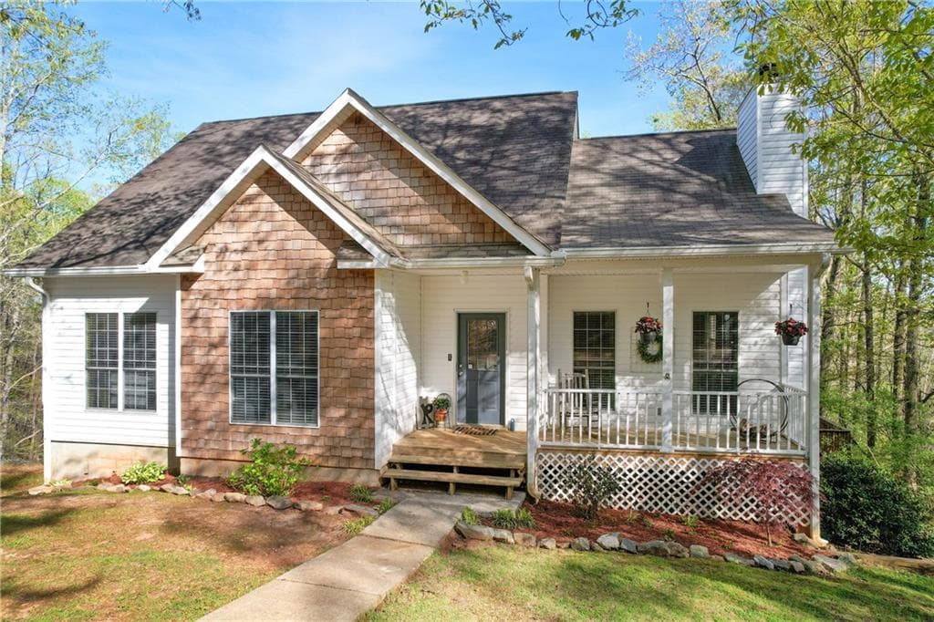 4 bedroom, 3 bathroom, 1,840 sq ft single family residence sold at 709 Hugh Stowers Road, Dawsonville, GA 30534
