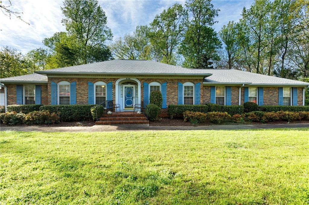 506 Pine Lake Drive, Cumming, GA 30040 — most recent listing photo